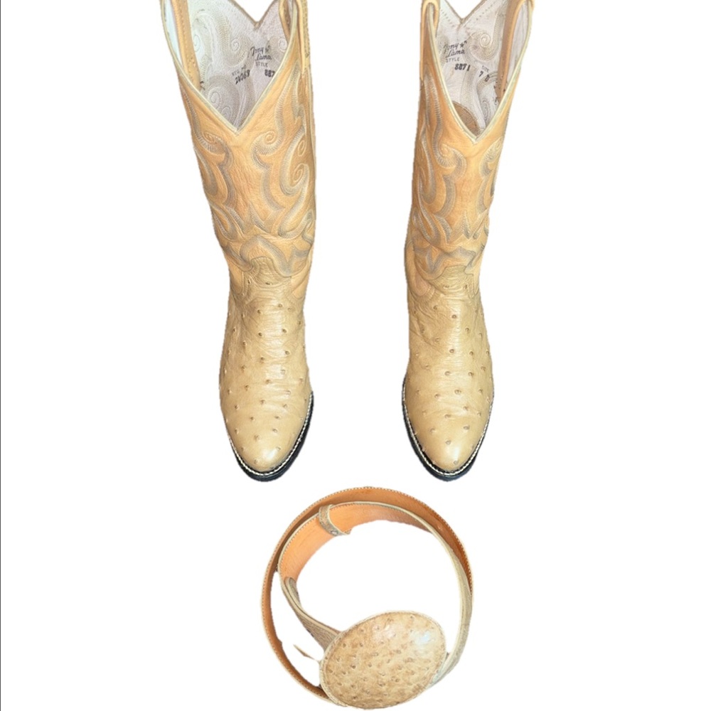 New Tony Lama Tan Ostrich Boots with 36inch belt(not new)& New Ostrich necklace